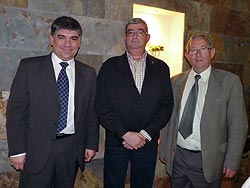  El alcalde de Tomelloso, junto al presidente de la Federación de Caza de Castilla-La Mancha y el delegado provincial de Caza en Ciudad Real.