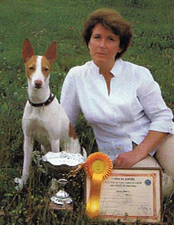  Ursula Muller con su perra «Orejotas».