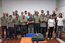 Gupo de celadores de la reserva con el jefe de servicio de Vida Silvestre de Soria y el ponente