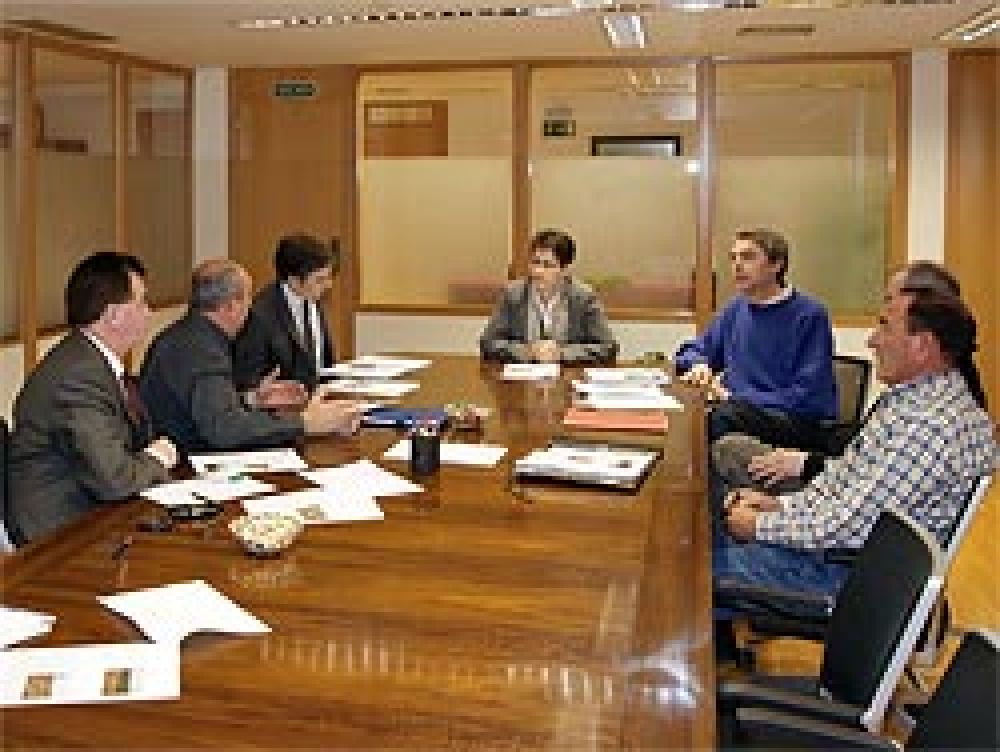Reunión de la «Comisión Conejo» con la Consejera Sanzberro