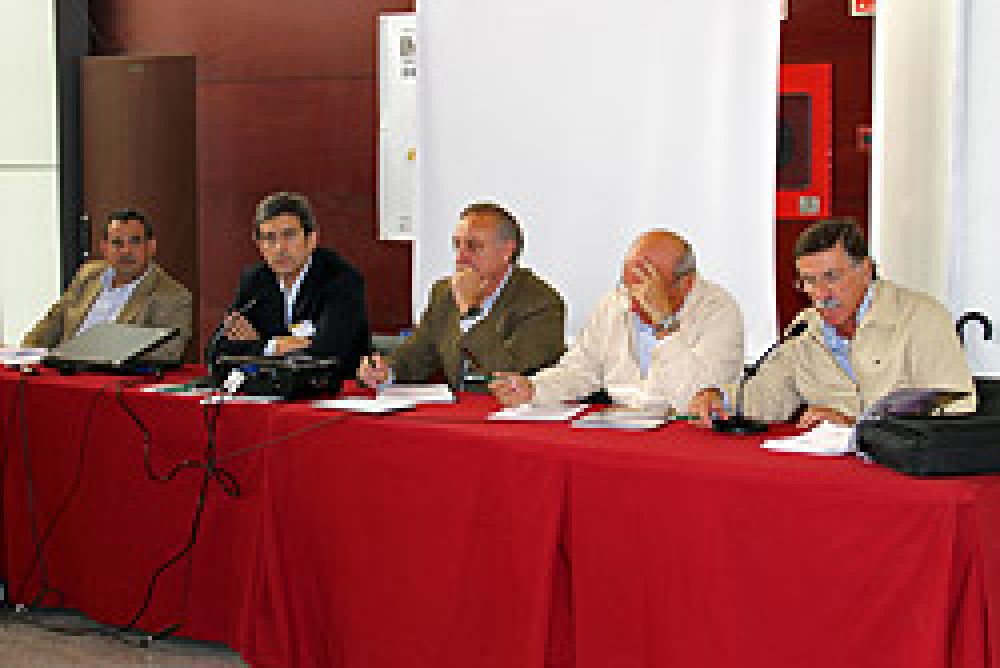 La FAC, Aproca Andalucía y Ateca pedirán una moratoria en la aplicación de la Orden de Subproductos