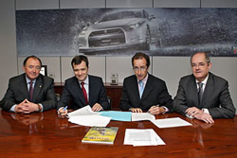 La Real Federación Española de Caza y Nissan firman un acuerdo de colaboración