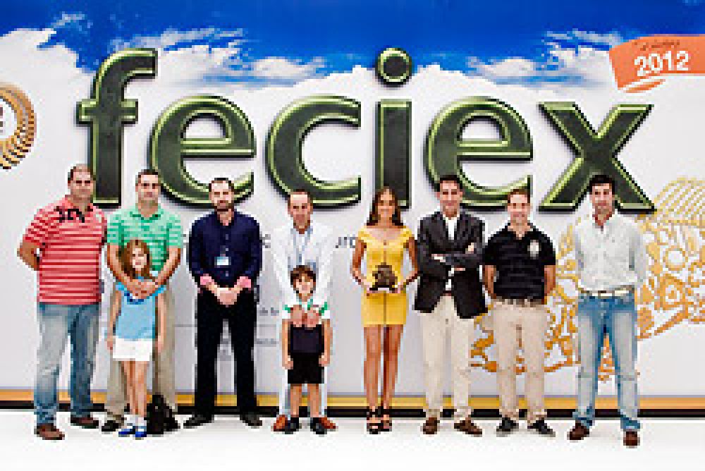 Éxito rotundo de JUVENEX en FECIEX 2012