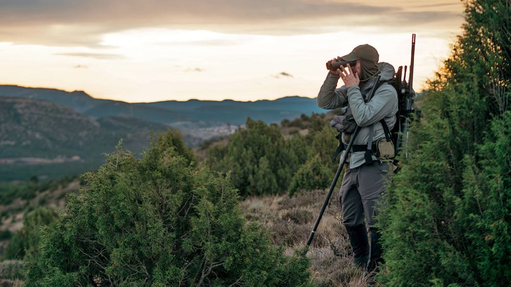 Stone Glacier introduce su línea de ropa técnica y accesorios de caza en España