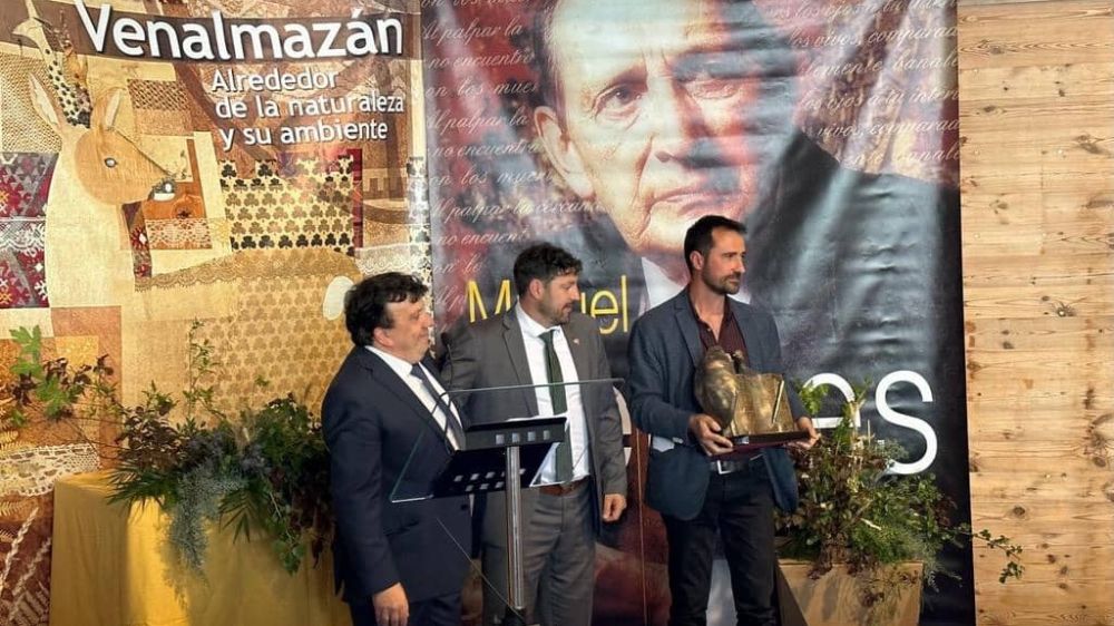 El IREC recibe el Premio Miguel Delibes 2023 en Venalmazán