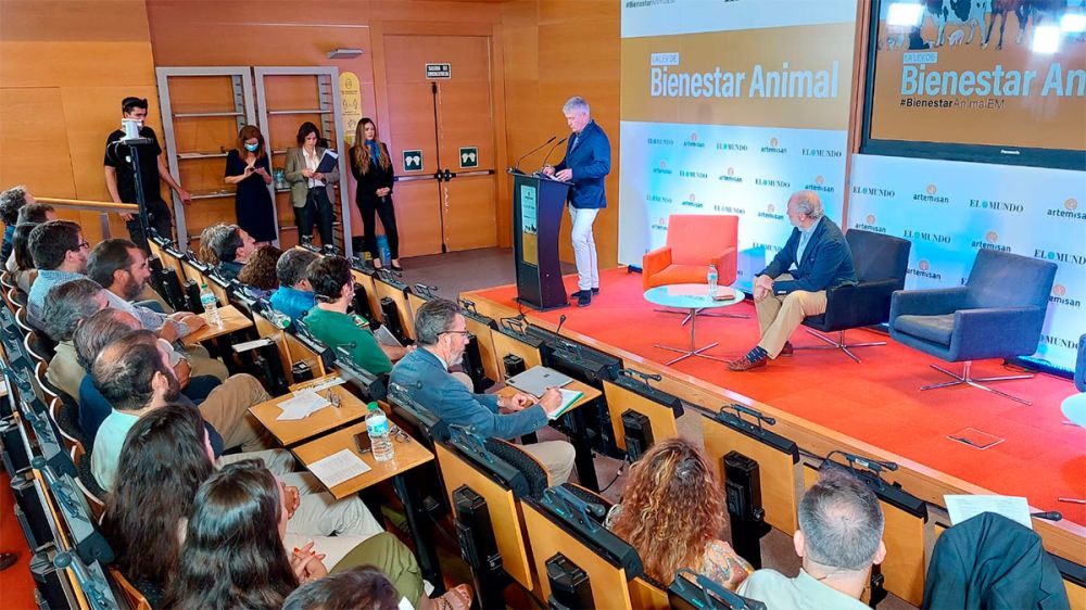 El PSOE seguirá con su ley animalista, pero asegura que buscará el consenso con los cazadores