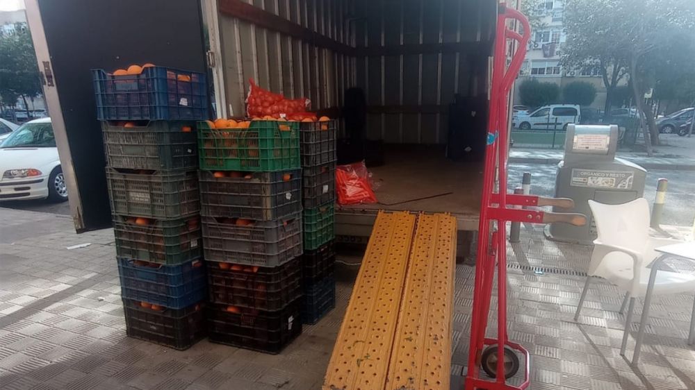 La Guardia Civil recupera cinco toneladas de fruta en Sevilla